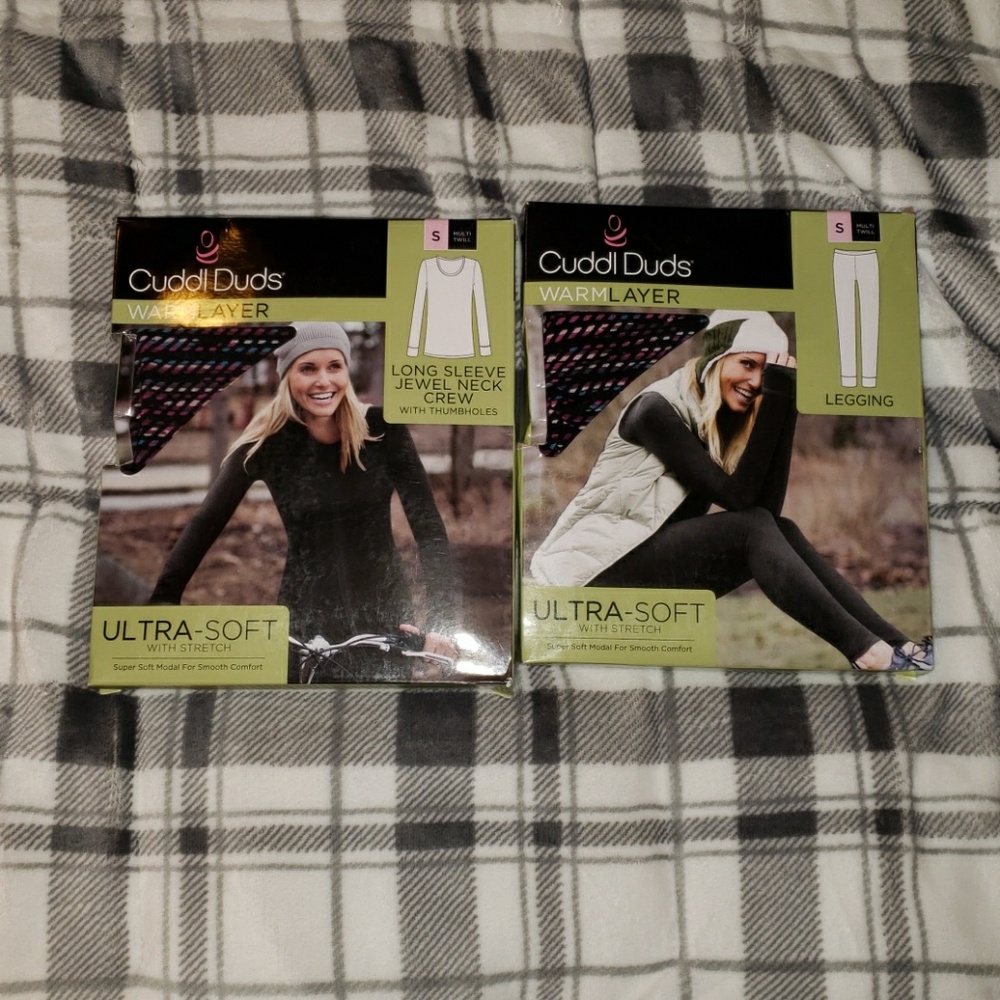NWT Cuddl Duds Set Small